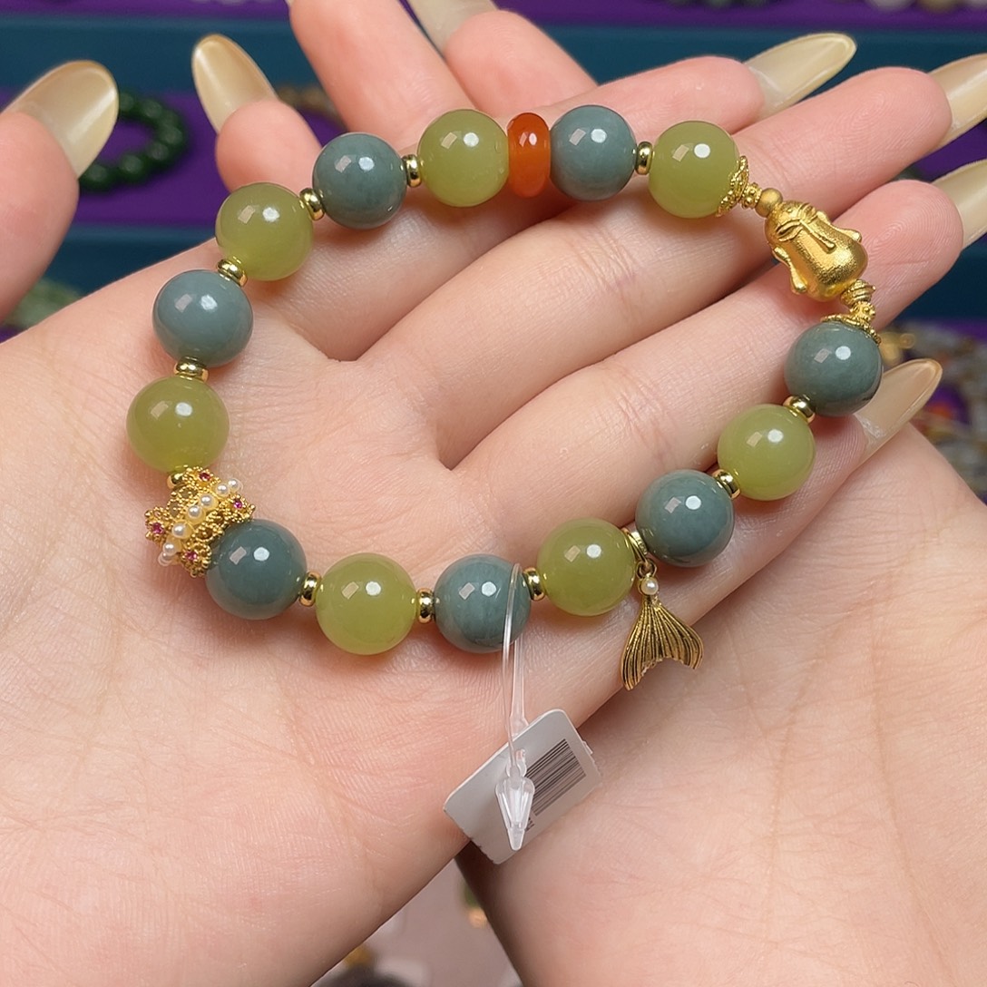 和田玉未镶嵌手链人鱼款