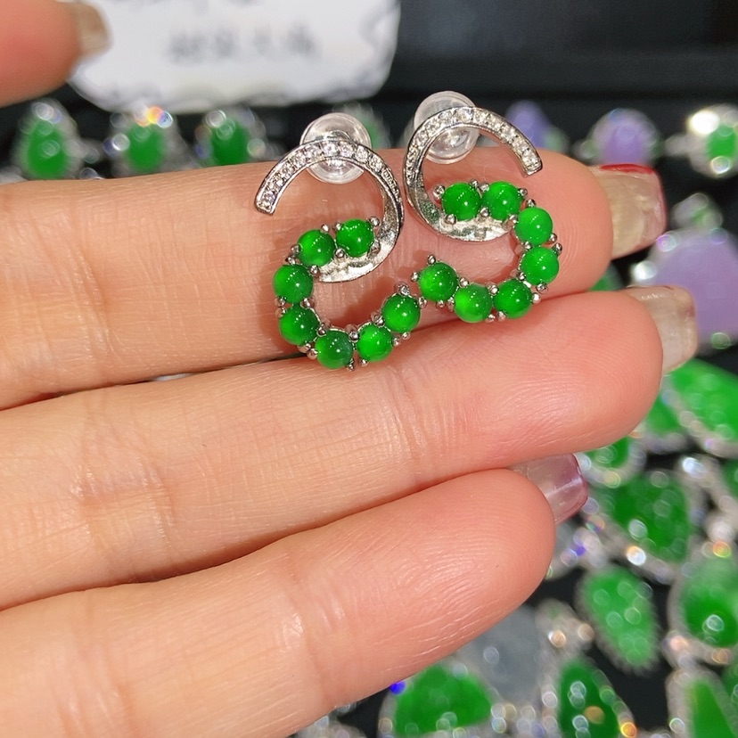 【闪购商品】翡翠耳饰未镶嵌天然翡翠