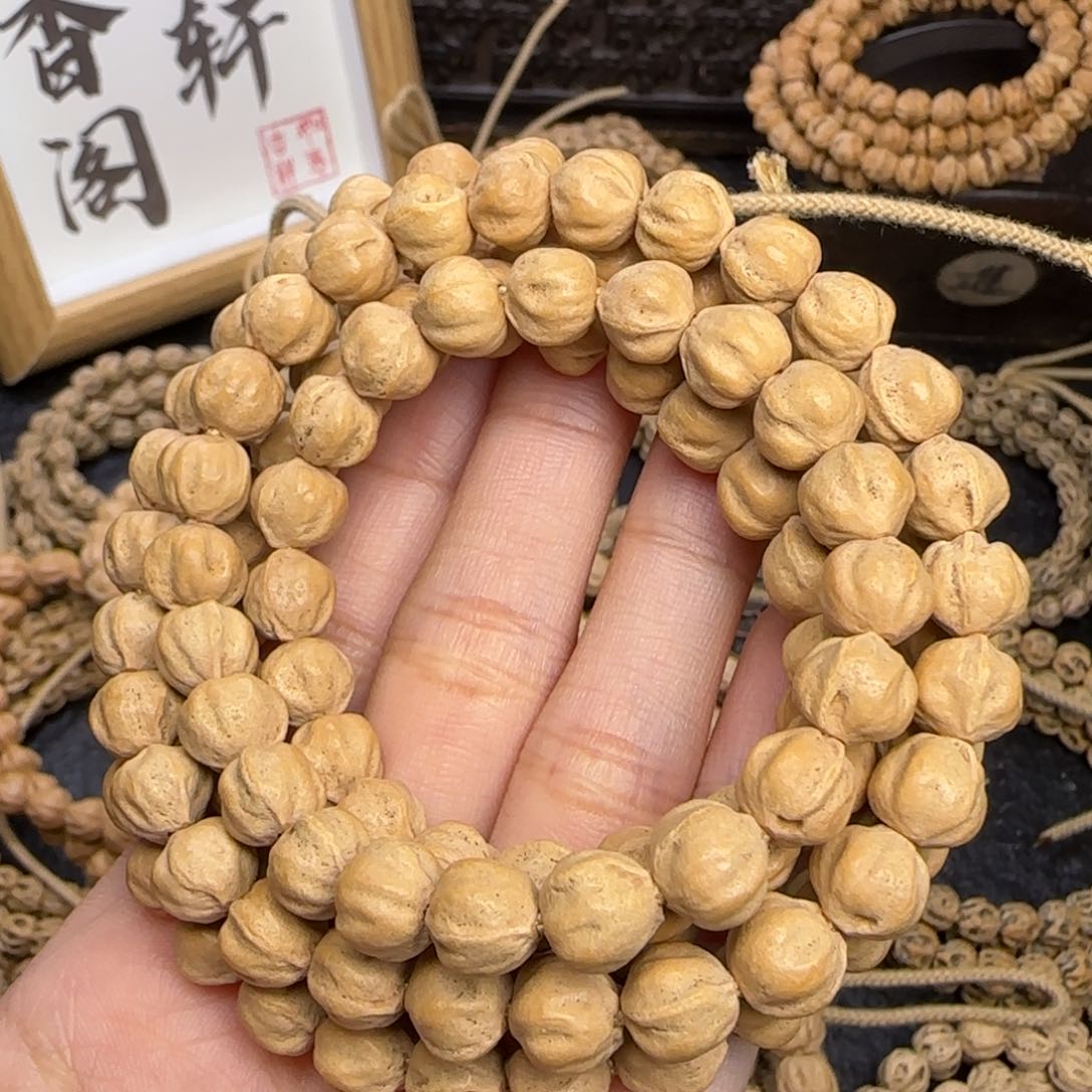 柏香籽/百香籽吊坠塑**员