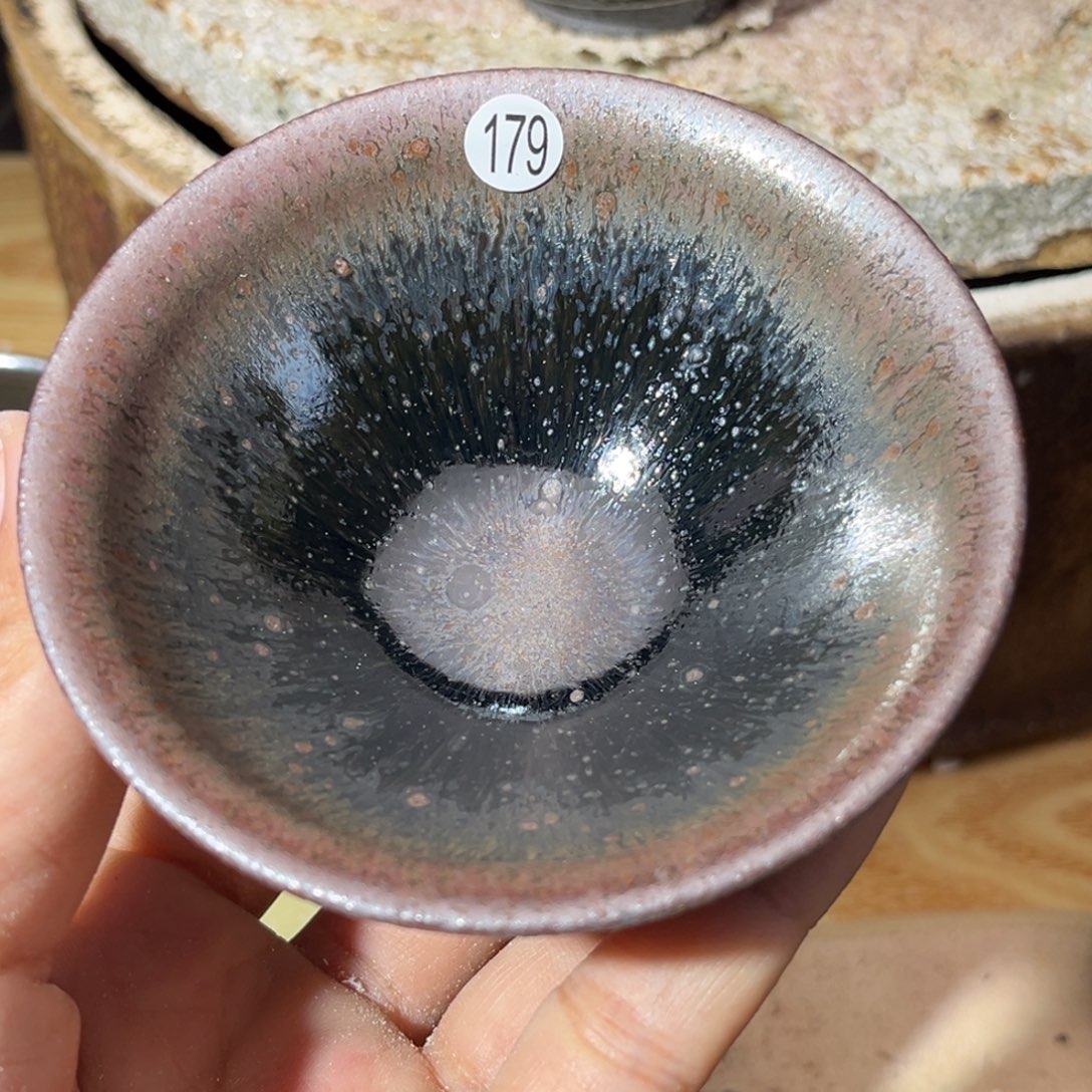 茶盏义兴龙窑坚持真柴烧