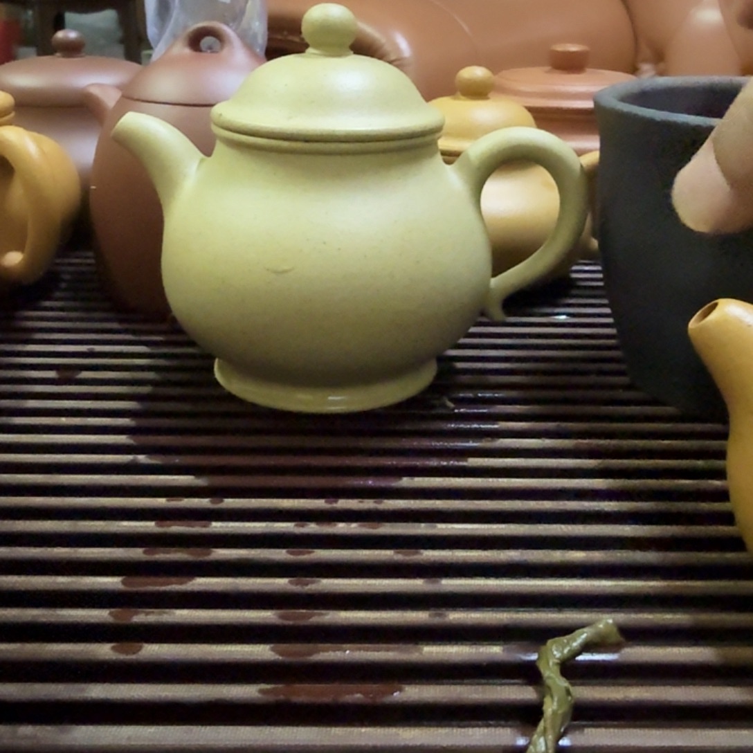 紫砂茶壶吐啦啦啦噜啦噜