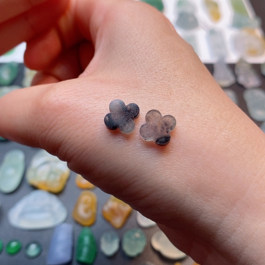 定制翡翠未镶嵌四叶草