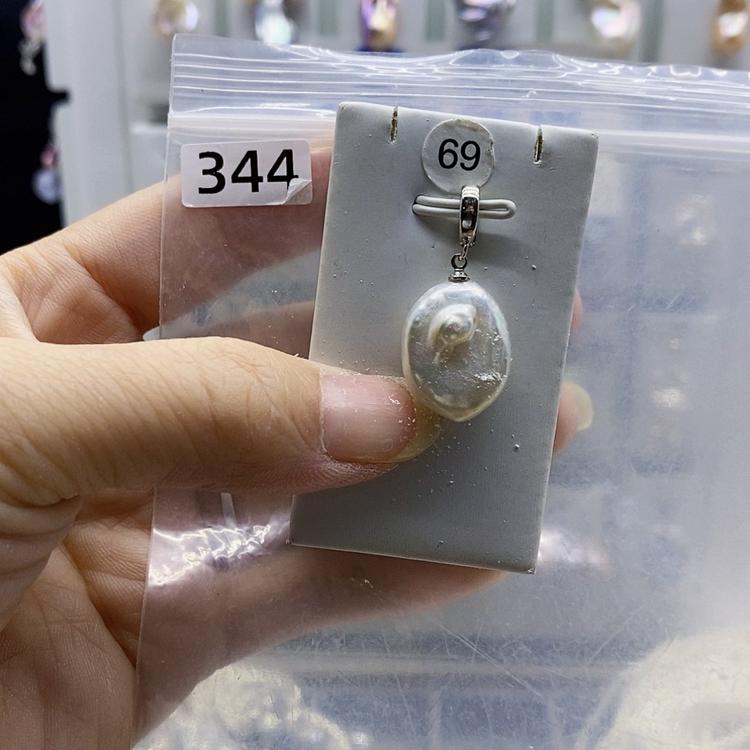 颈饰合金淡水珍珠