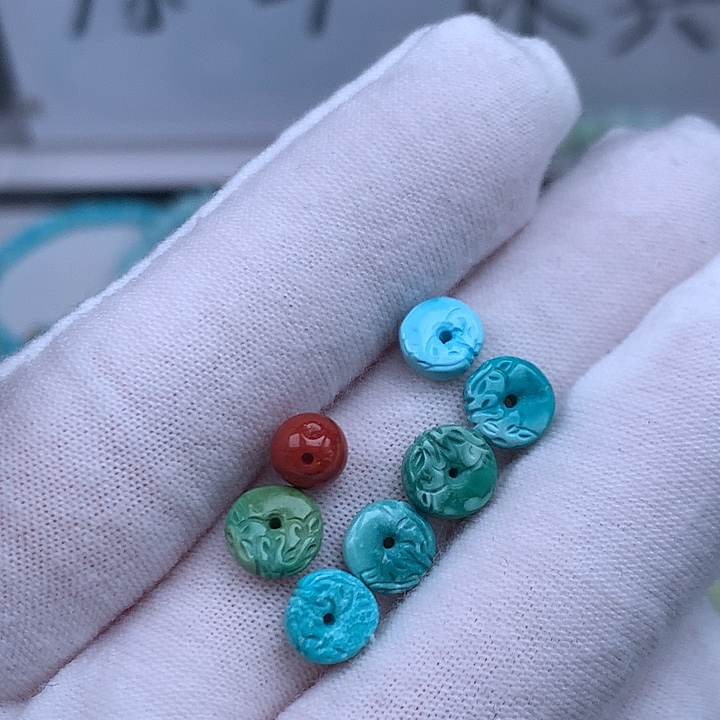 欢****南红玛瑙未镶嵌珠宝奇石