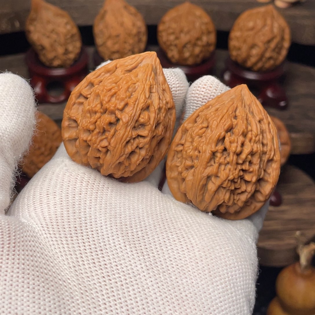 文玩核桃把件秦岭野生山魄系列归一36尖小修