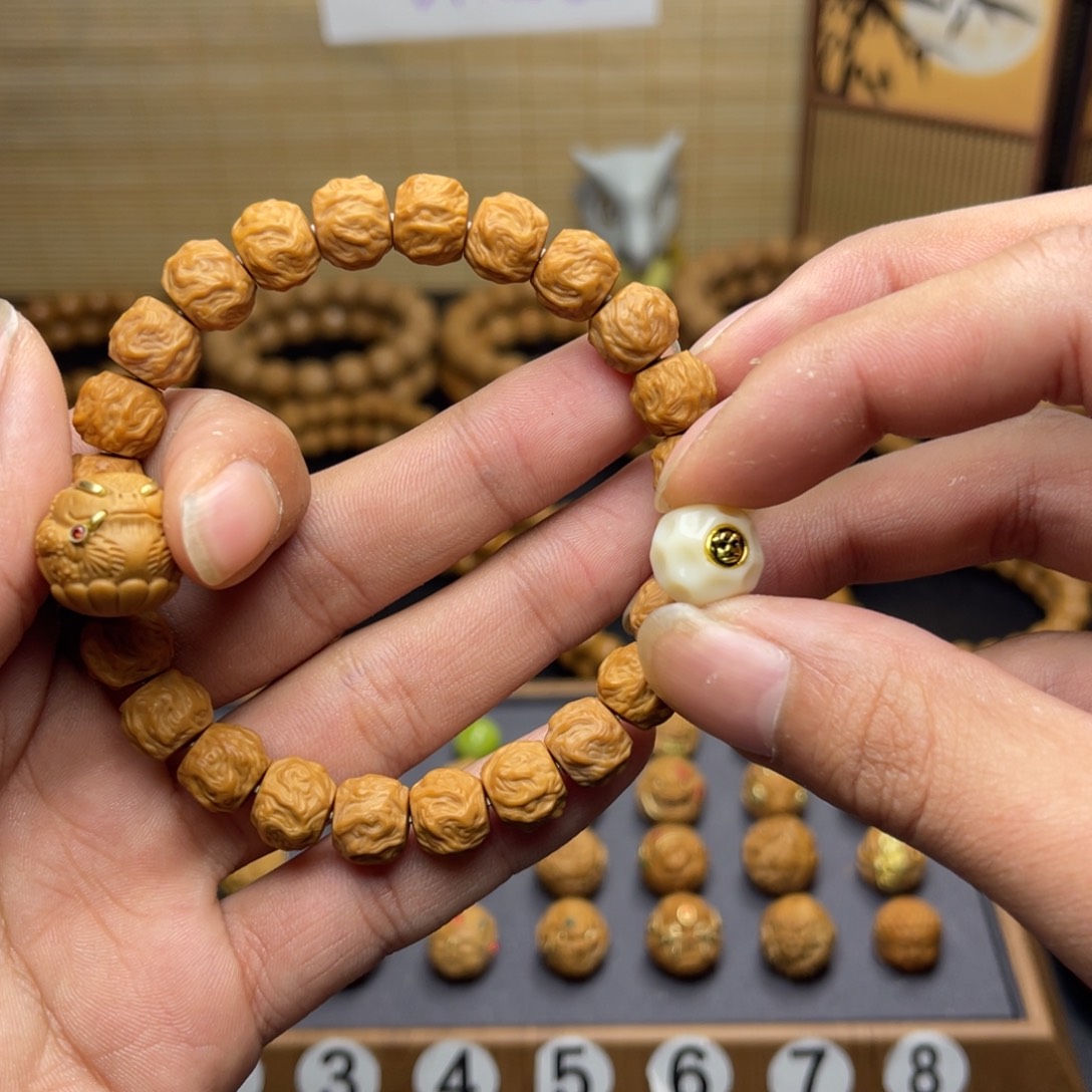 熙***熙手串猴头核桃猴头