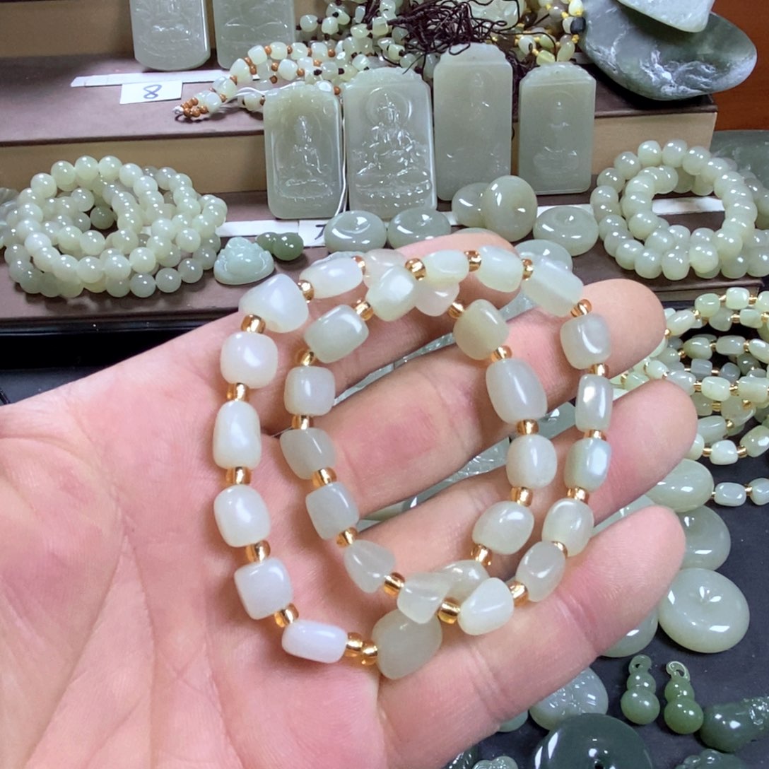 颈饰未镶嵌和田玉山****店01