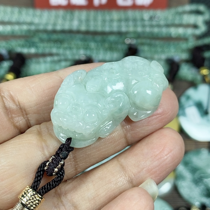 【闪购商品】翡翠颈饰未镶嵌玉吊坠翡翠玉四钱貔貅吊坠