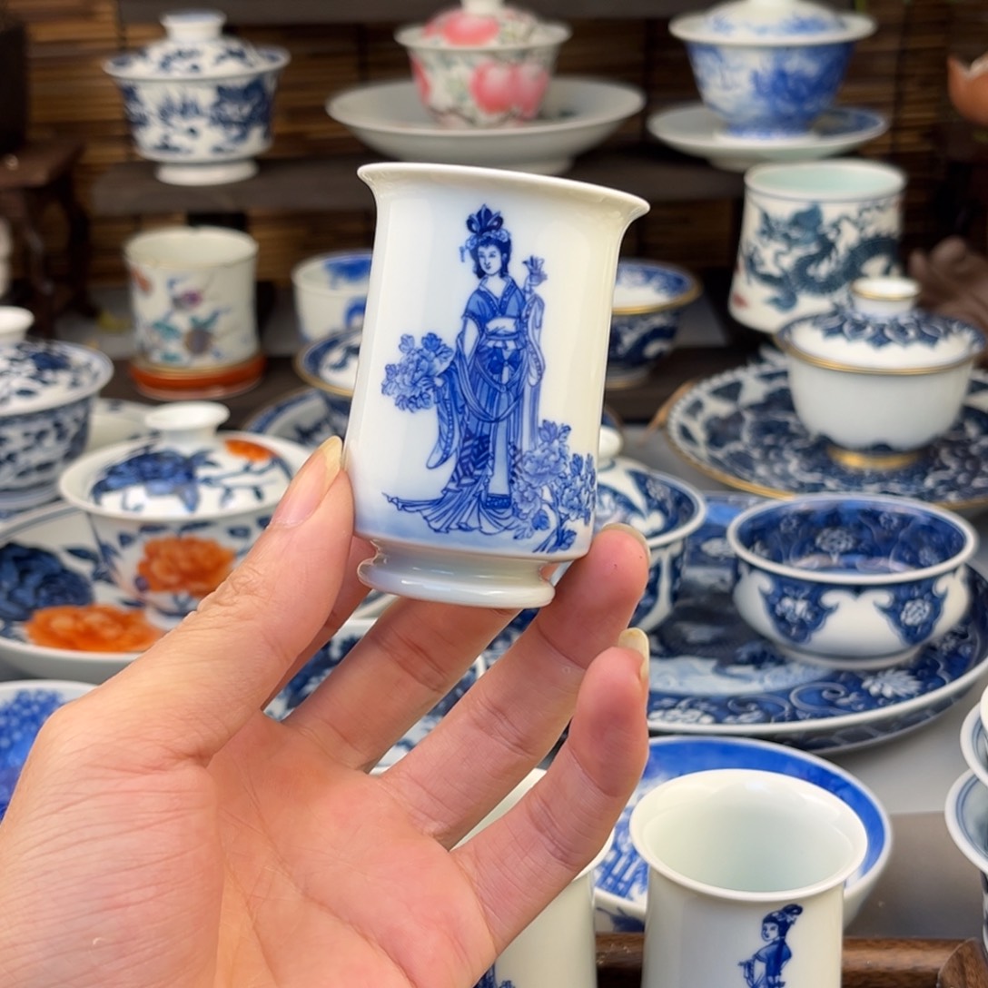 瓷片杯子哈哈哈哈哈哈哈