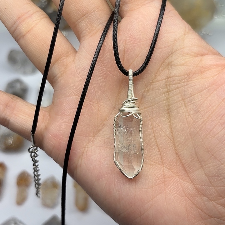 未镶嵌颈饰水晶闪灵钻项链