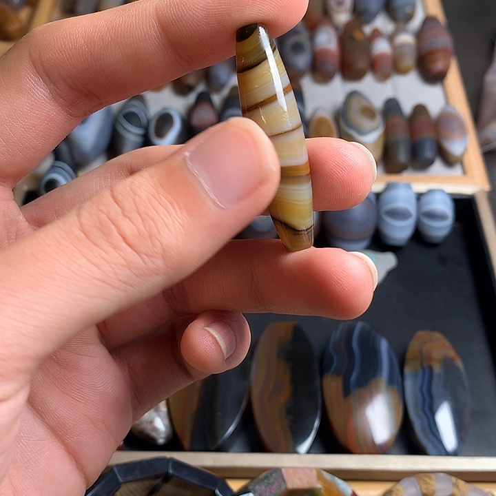 玛瑙/玉髓未镶嵌颈饰