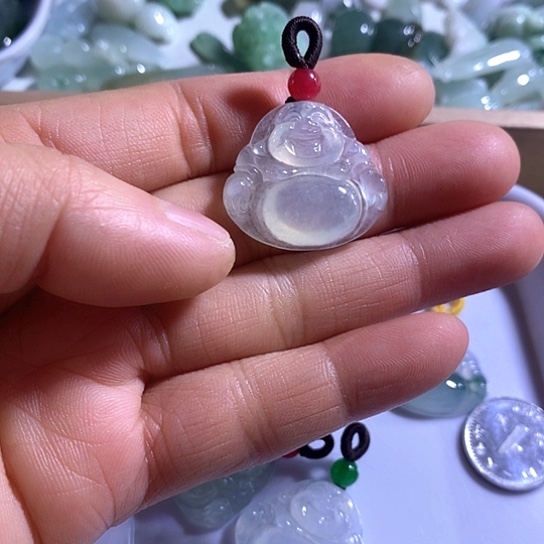 翡翠未镶嵌颈饰吊坠