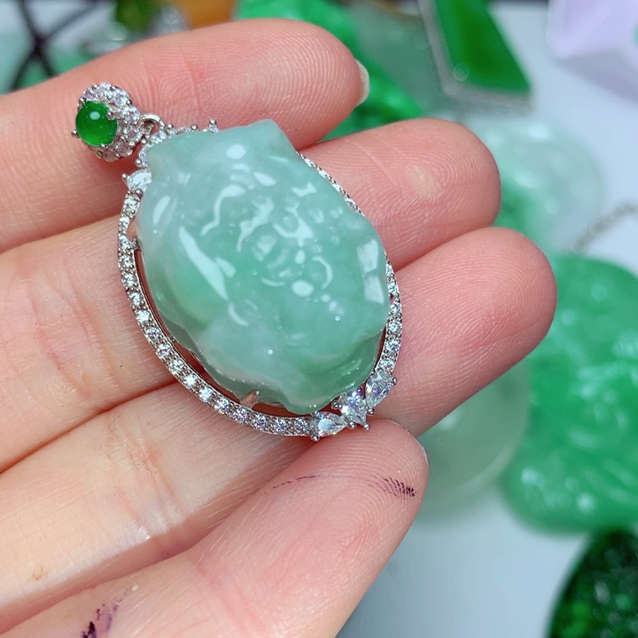 翡翠吊坠(不含链)未镶嵌