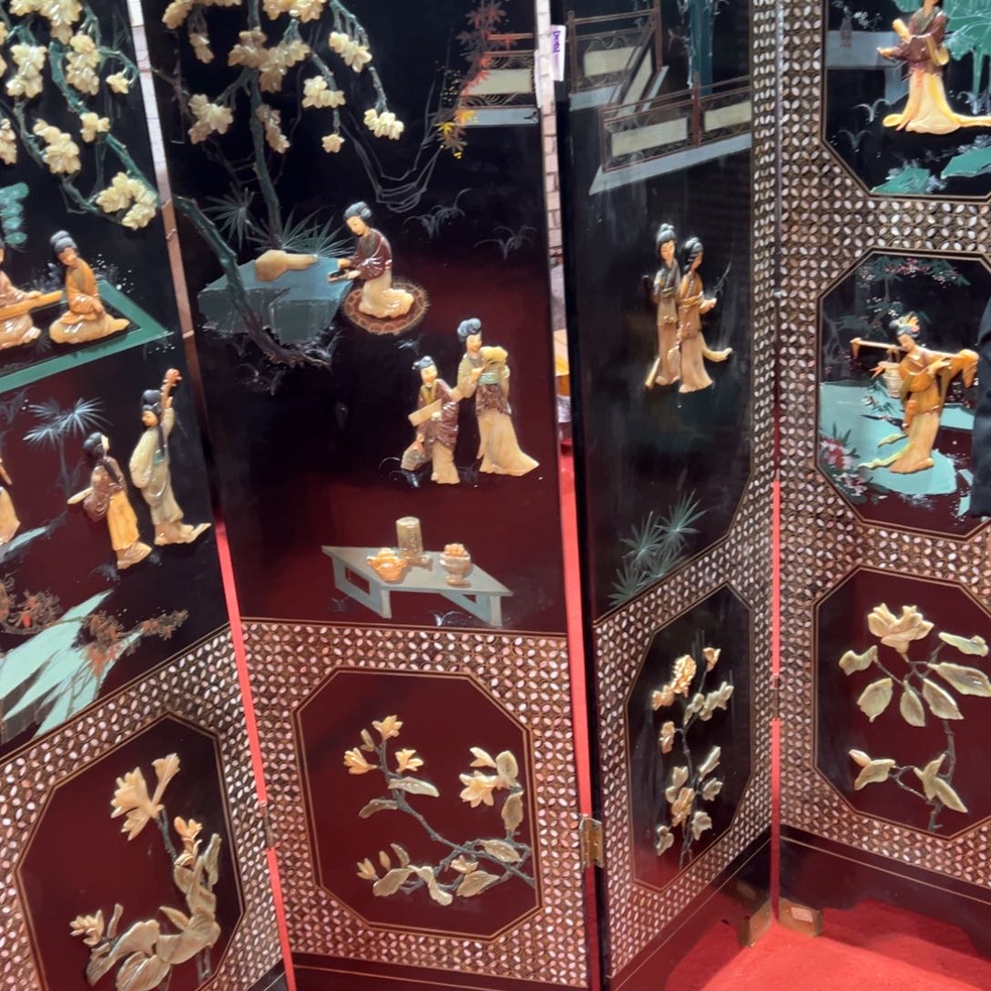瓷片千***马陶瓷制品的发展