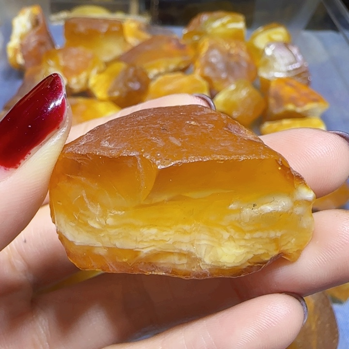 定制琥珀未镶嵌蜜蜡