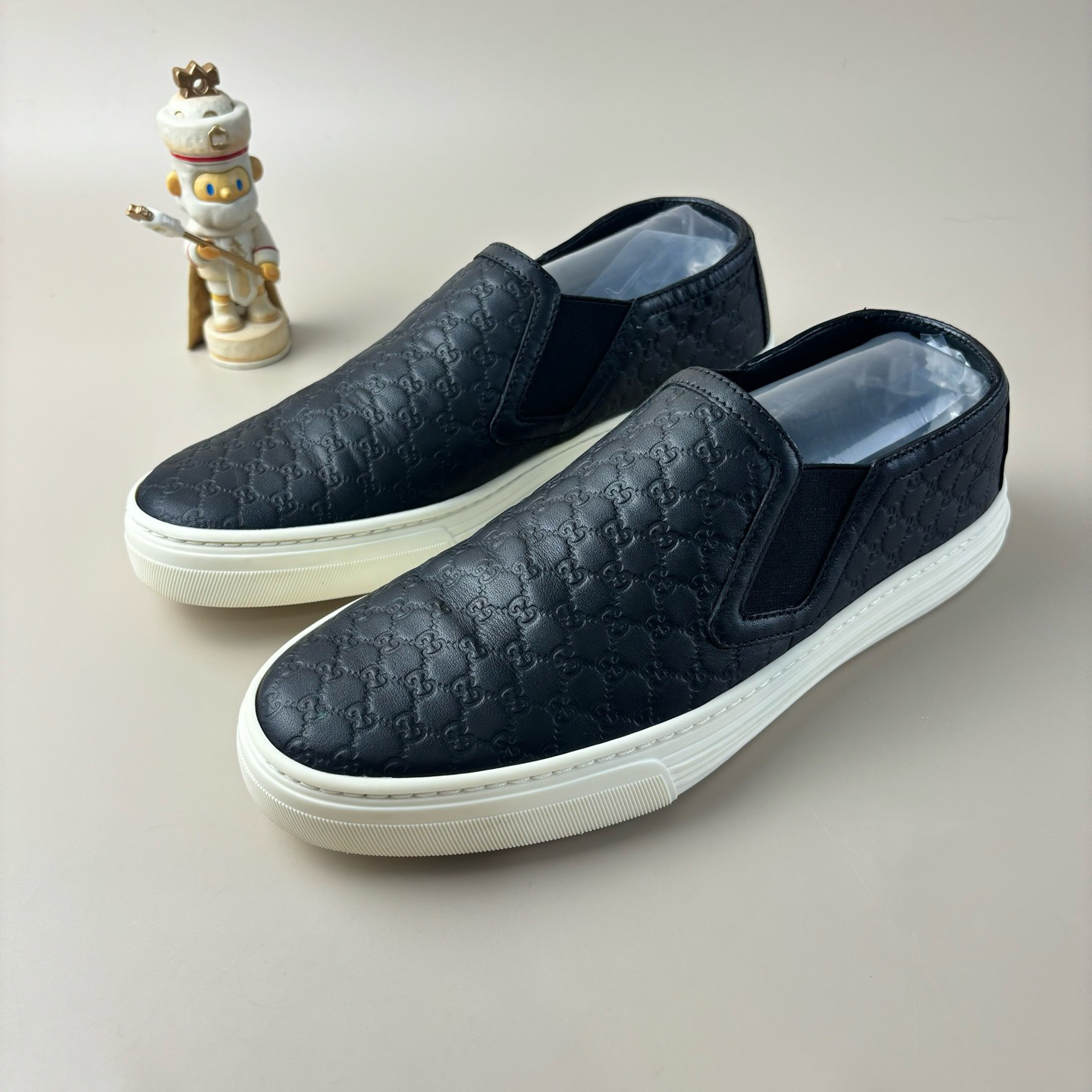 95新 GUCCI/古驰 双G暗纹满印低跟鞋 36.5码 YLP3082