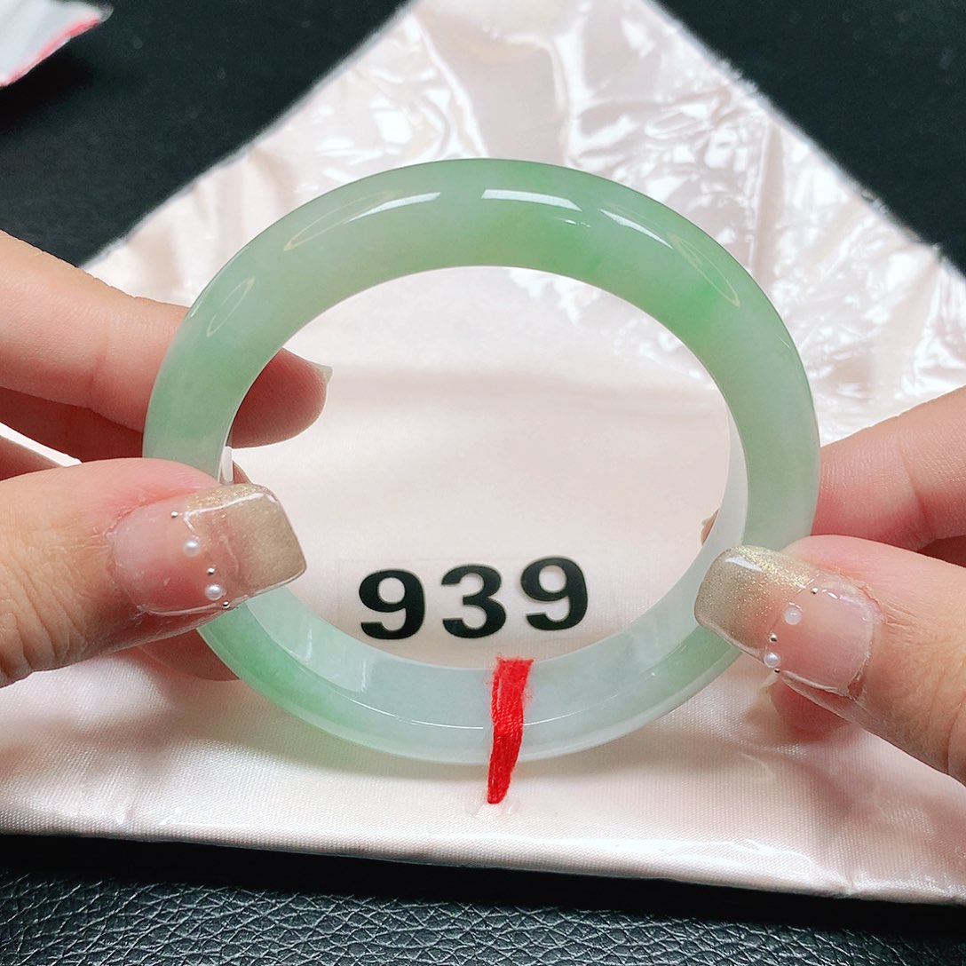 未镶嵌手镯翡翠白*正圈