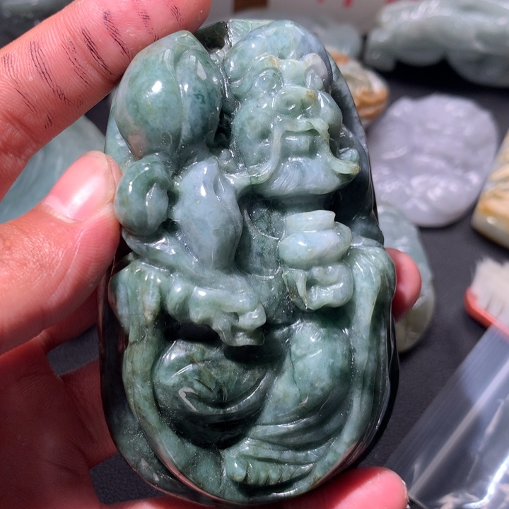 翡翠未镶嵌颈饰保真天然a货翡翠