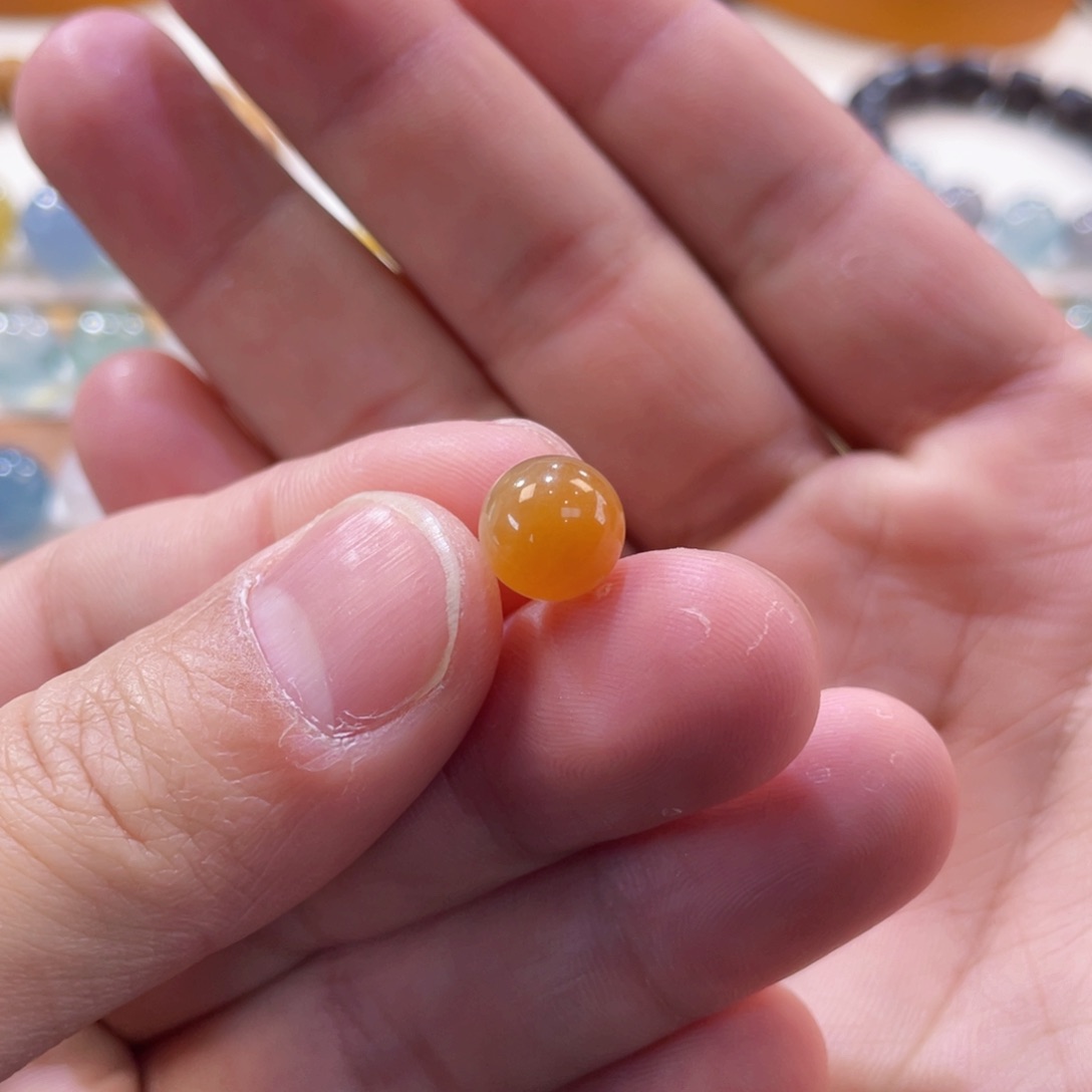 翡翠手链未镶嵌橘红