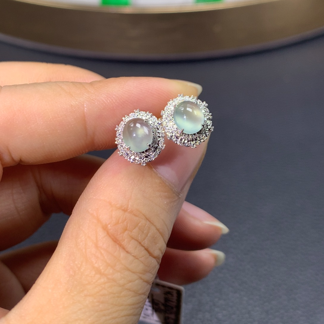 翡翠耳饰18K金镶嵌翡翠