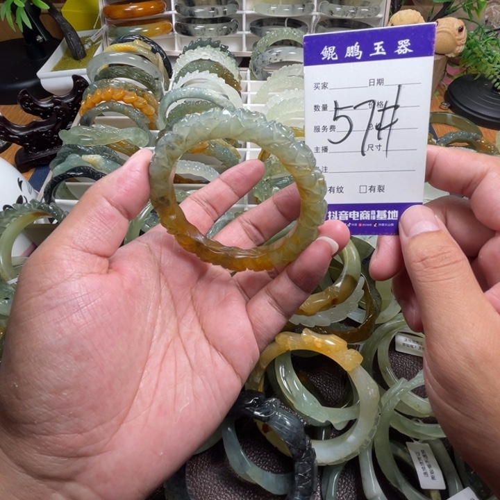 未镶嵌蛇纹石玉手镯