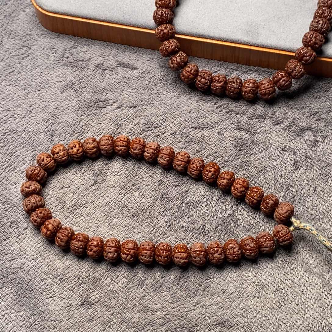 小***诺吊坠金刚菩提老树王