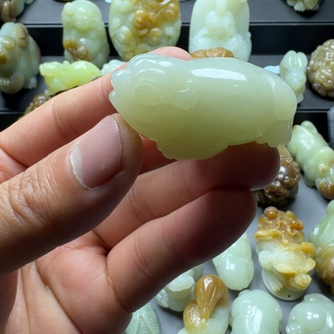 和田玉挂件未镶嵌