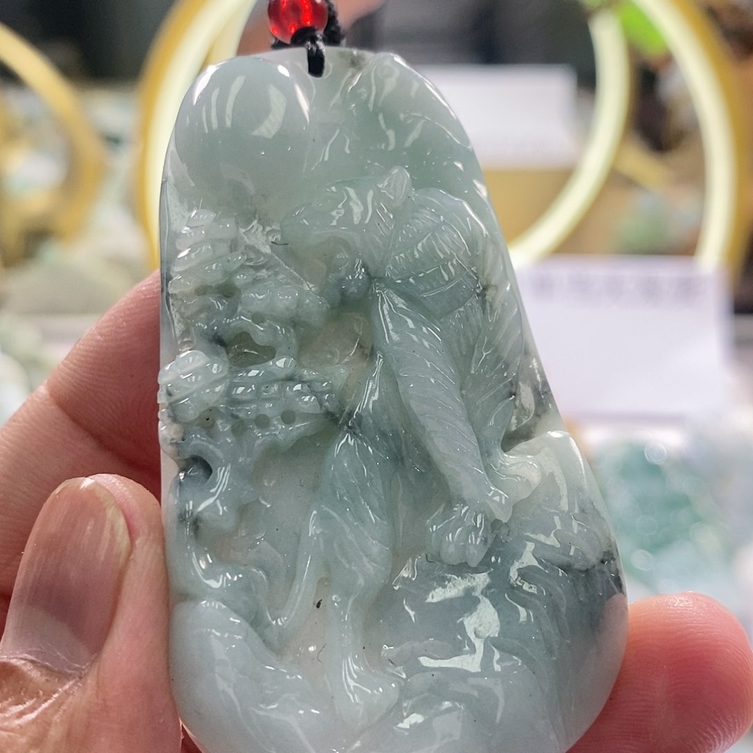 【闪购商品】翡翠颈饰未镶嵌11111111111