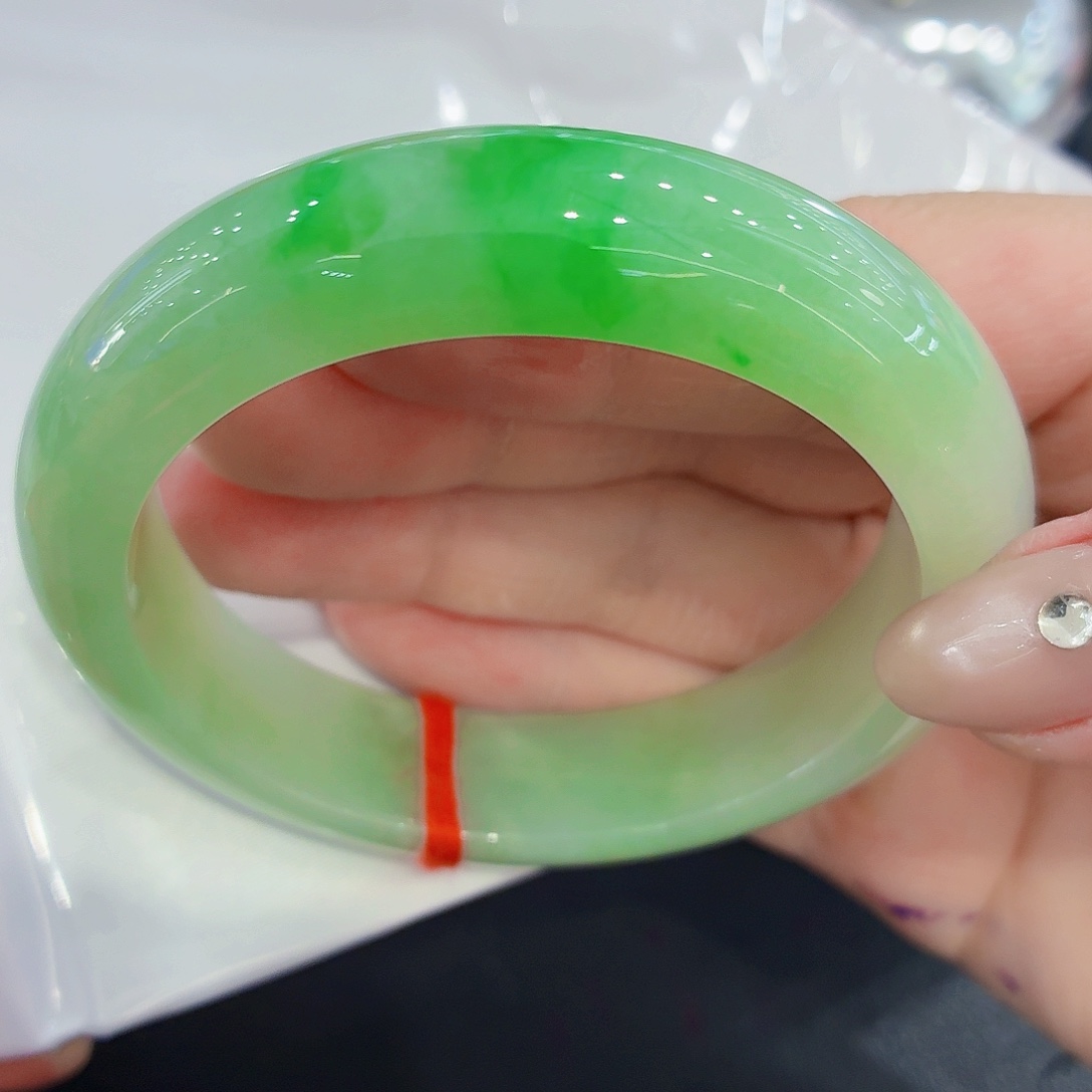 翡翠未镶嵌手镯翡翠58圈口（强推）