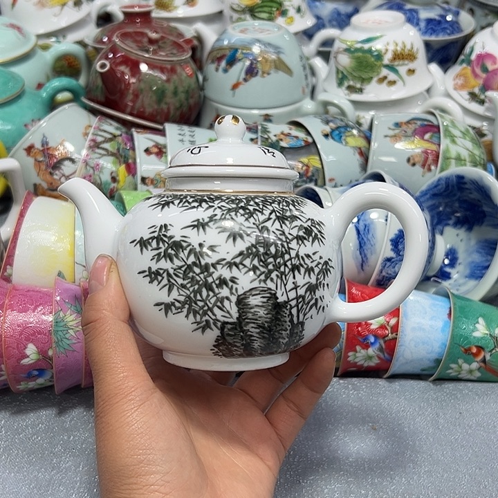 景德镇陶瓷手工艺品