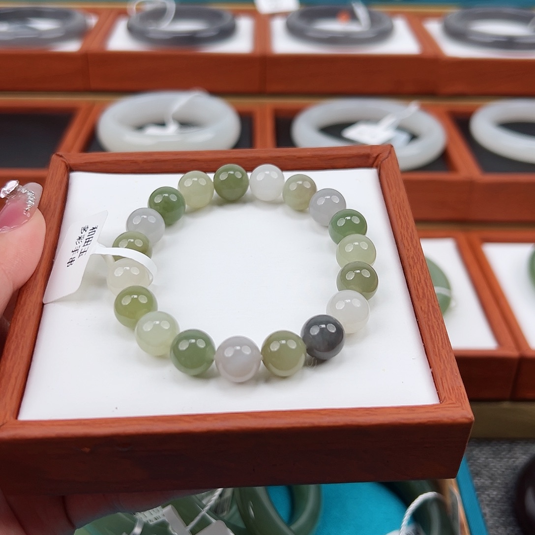 和田玉手链未镶嵌