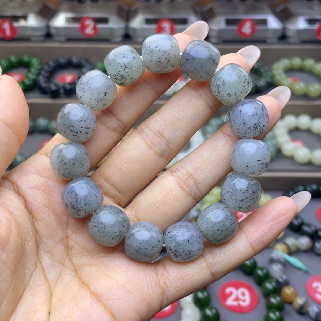 手串未镶嵌和田玉