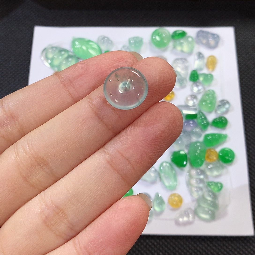 翡翠裸石蓝钢平安扣