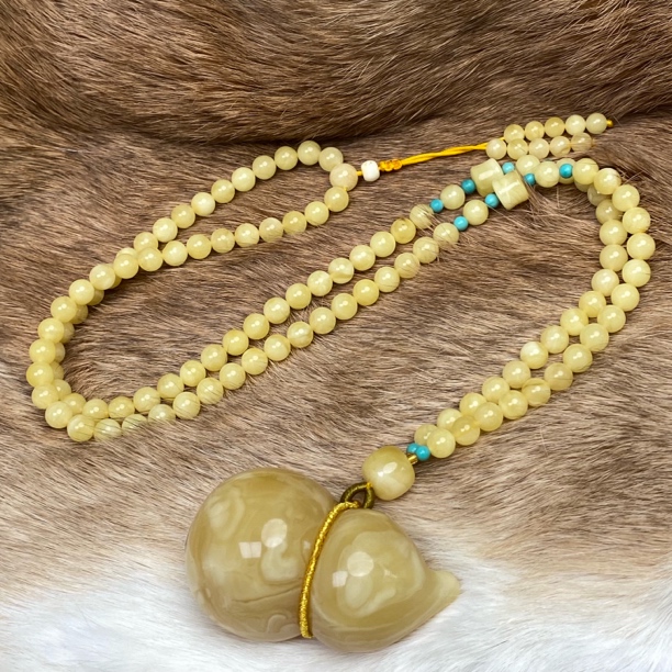 26.6克52.8×31.7俄浓蜡妖花蜜蜡葫芦水滴无事牌平安扣吊坠毛衣链