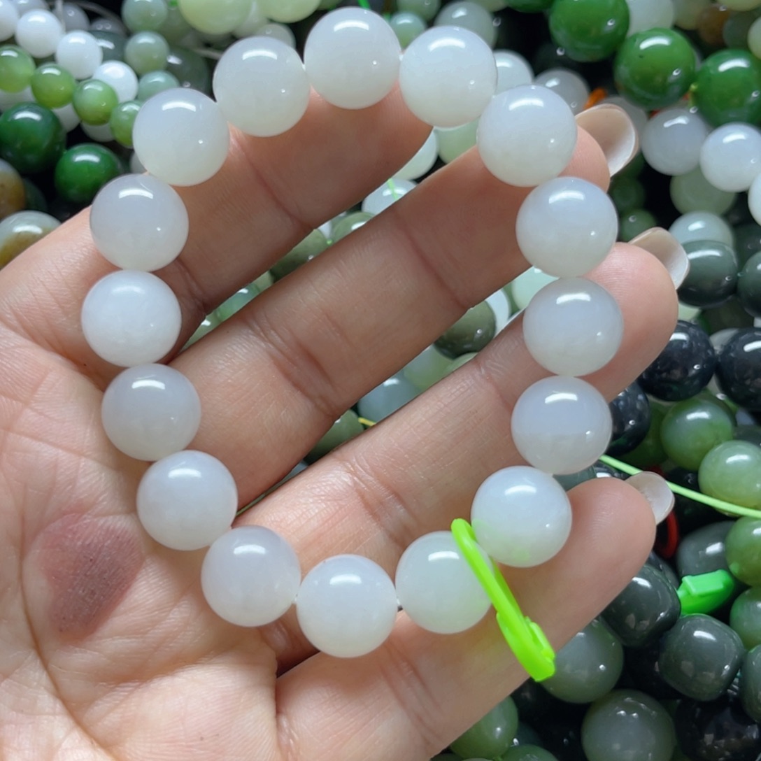 和田玉手链未镶嵌