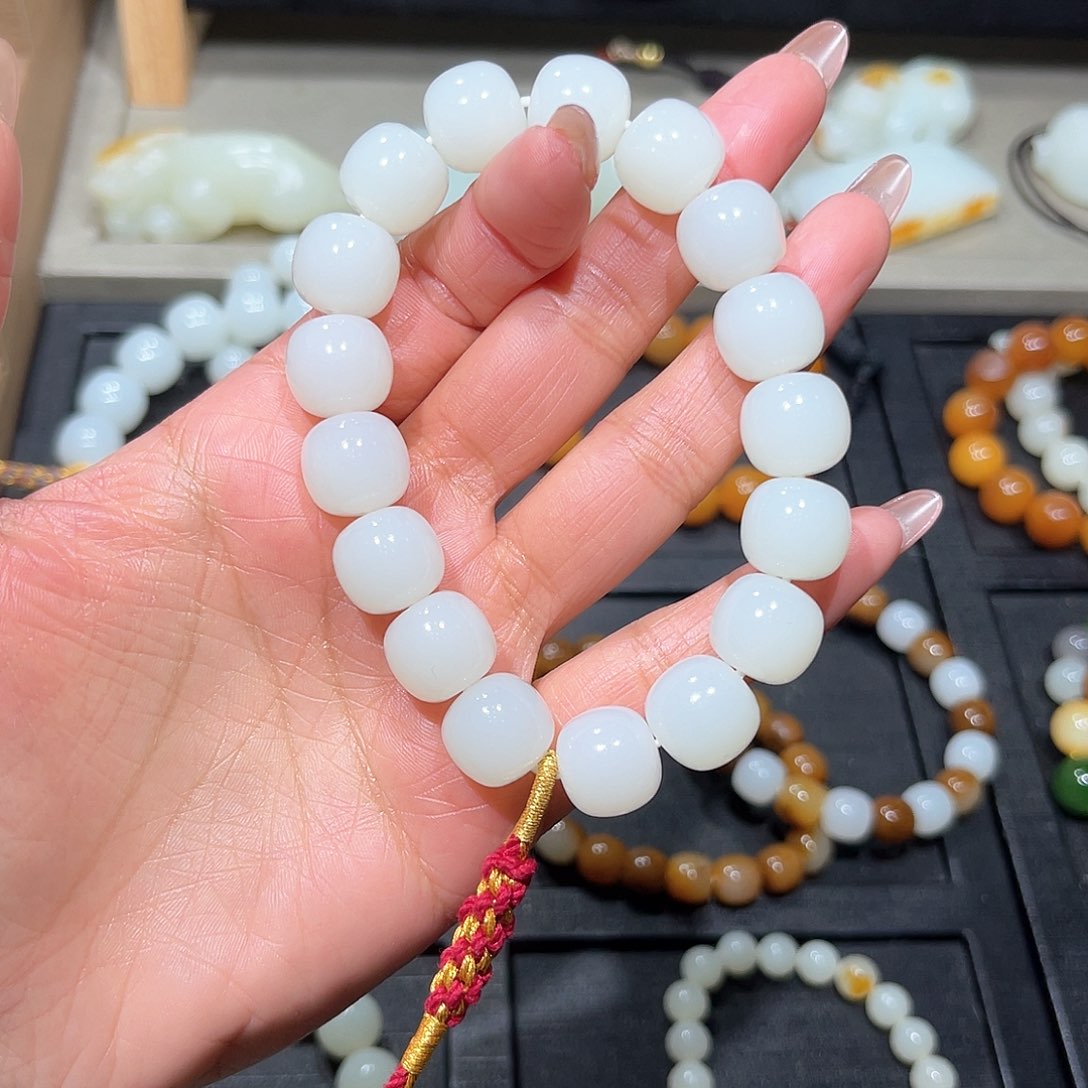 和田玉手链未镶嵌12.13