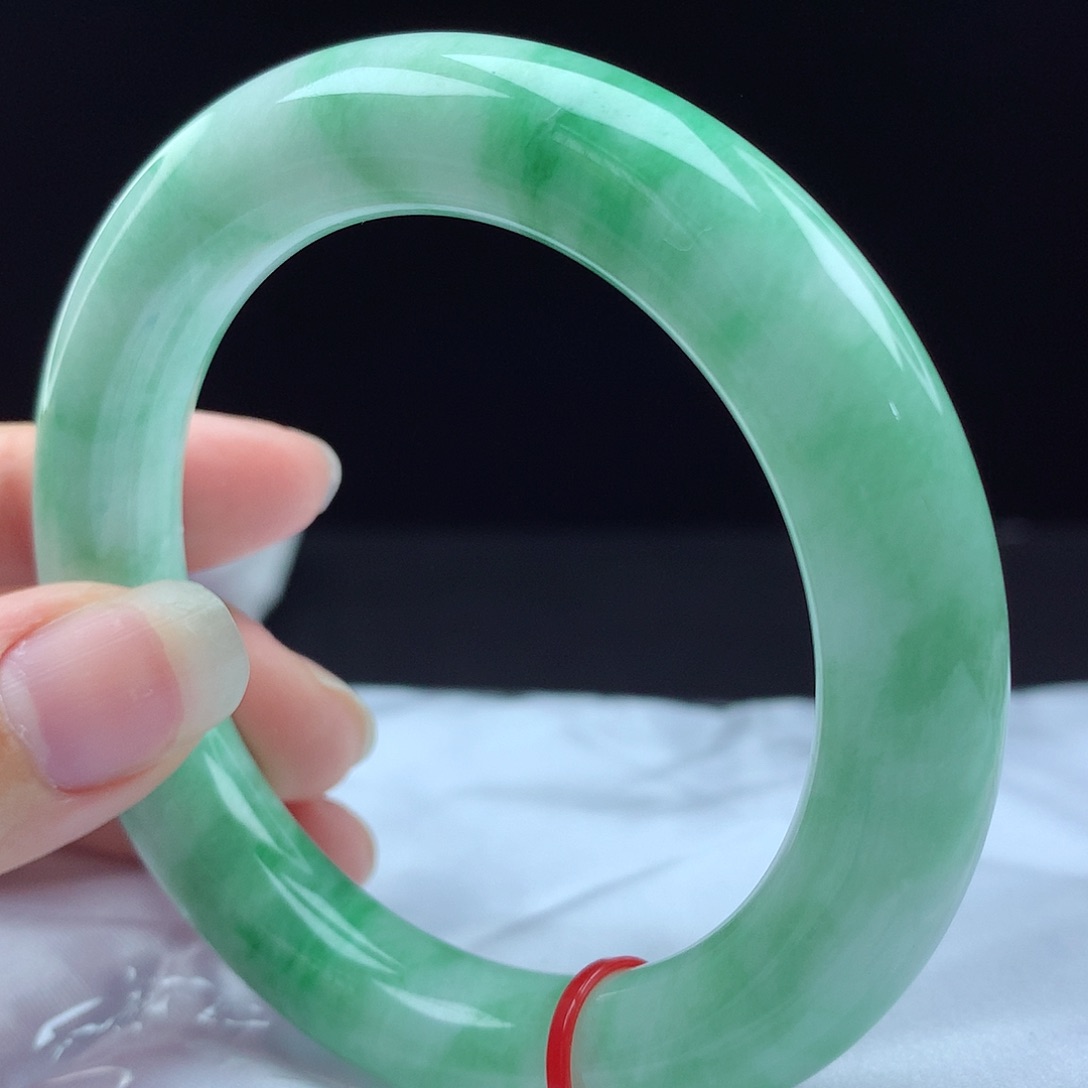 未镶嵌手镯翡翠97072，