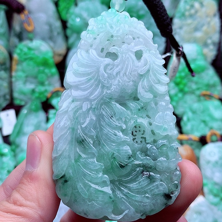 翡翠吊坠(不含链)未镶嵌
