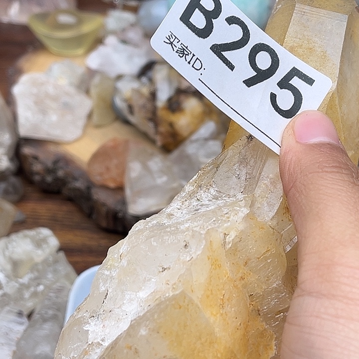 无***着珠宝半成品水晶未镶嵌拍三单