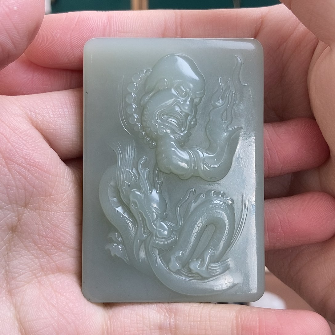 和田玉（糖玉）颈饰未镶嵌