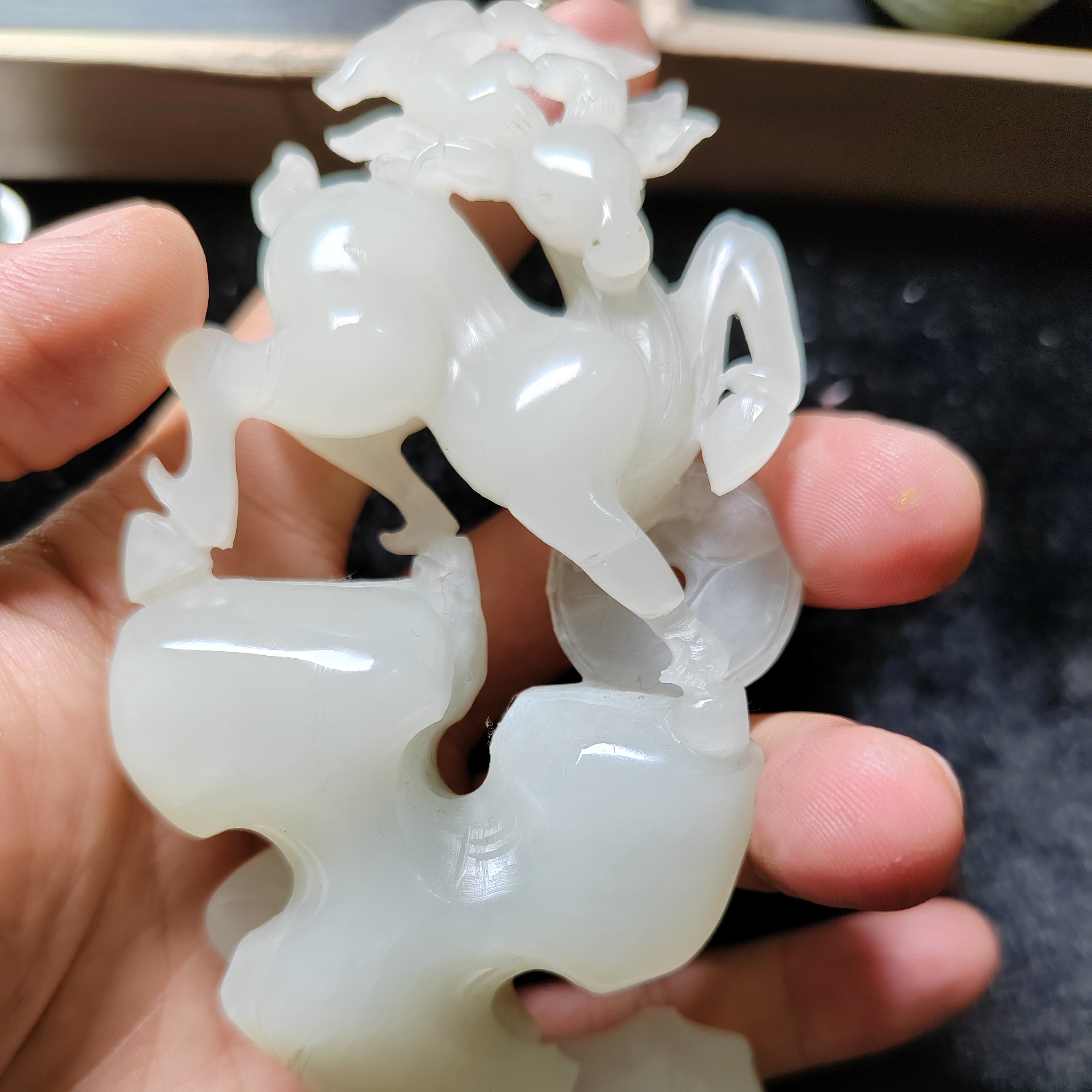 和田玉，摆件，一鹿发