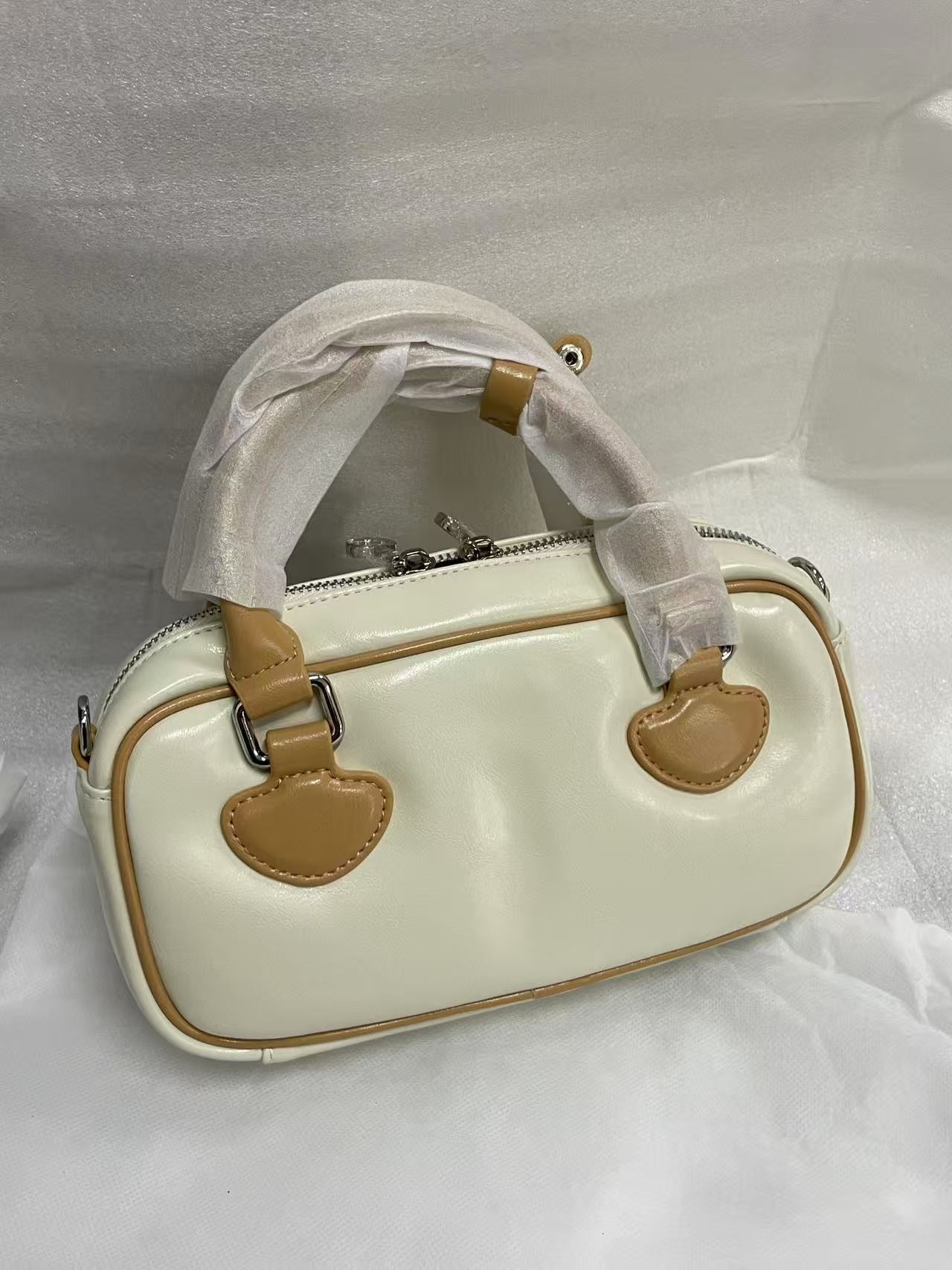 8811奶茶色【清货微瑕】新款时尚轻奢百搭气质女包