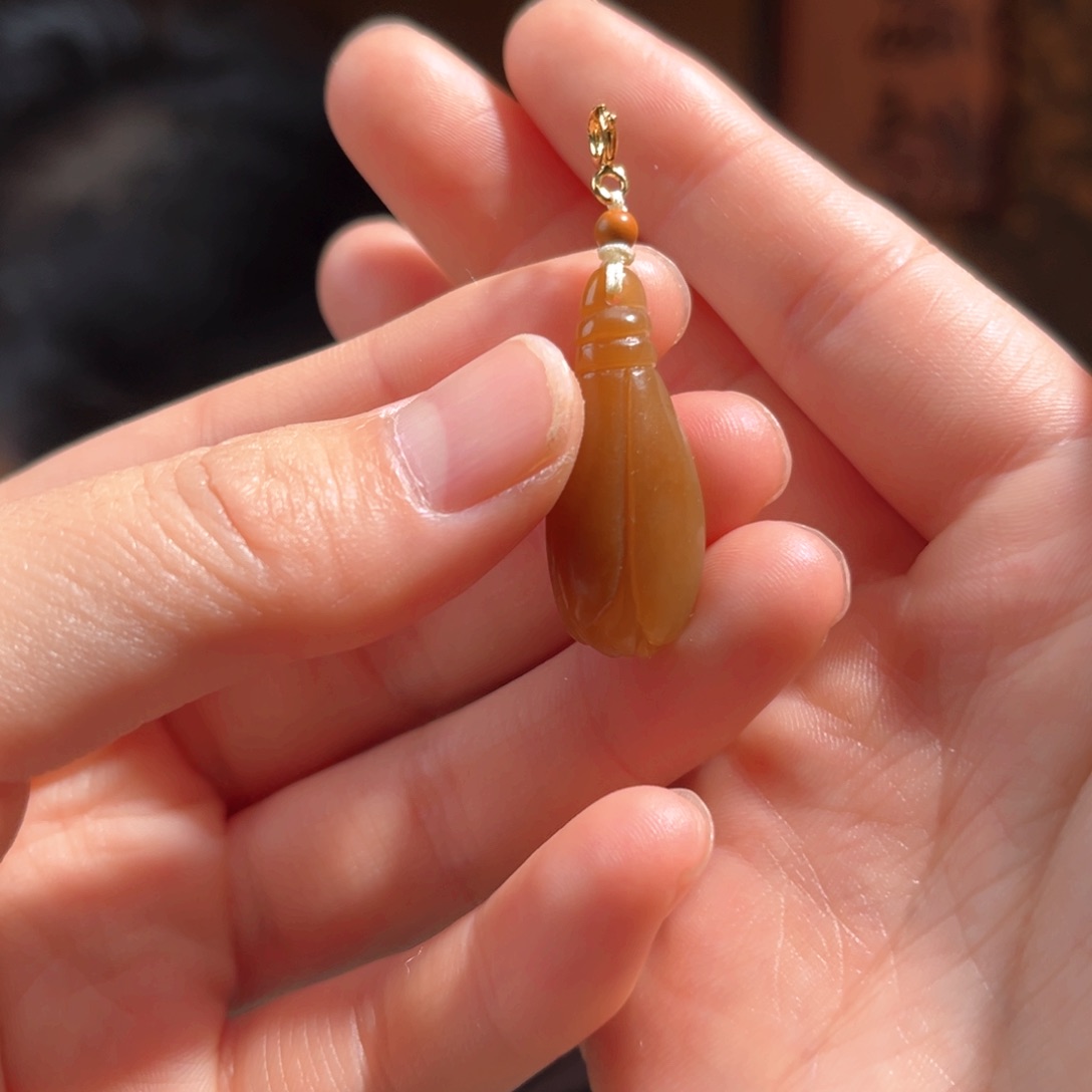 吊坠(不含链)未镶嵌和田玉糖玉玉兰花150