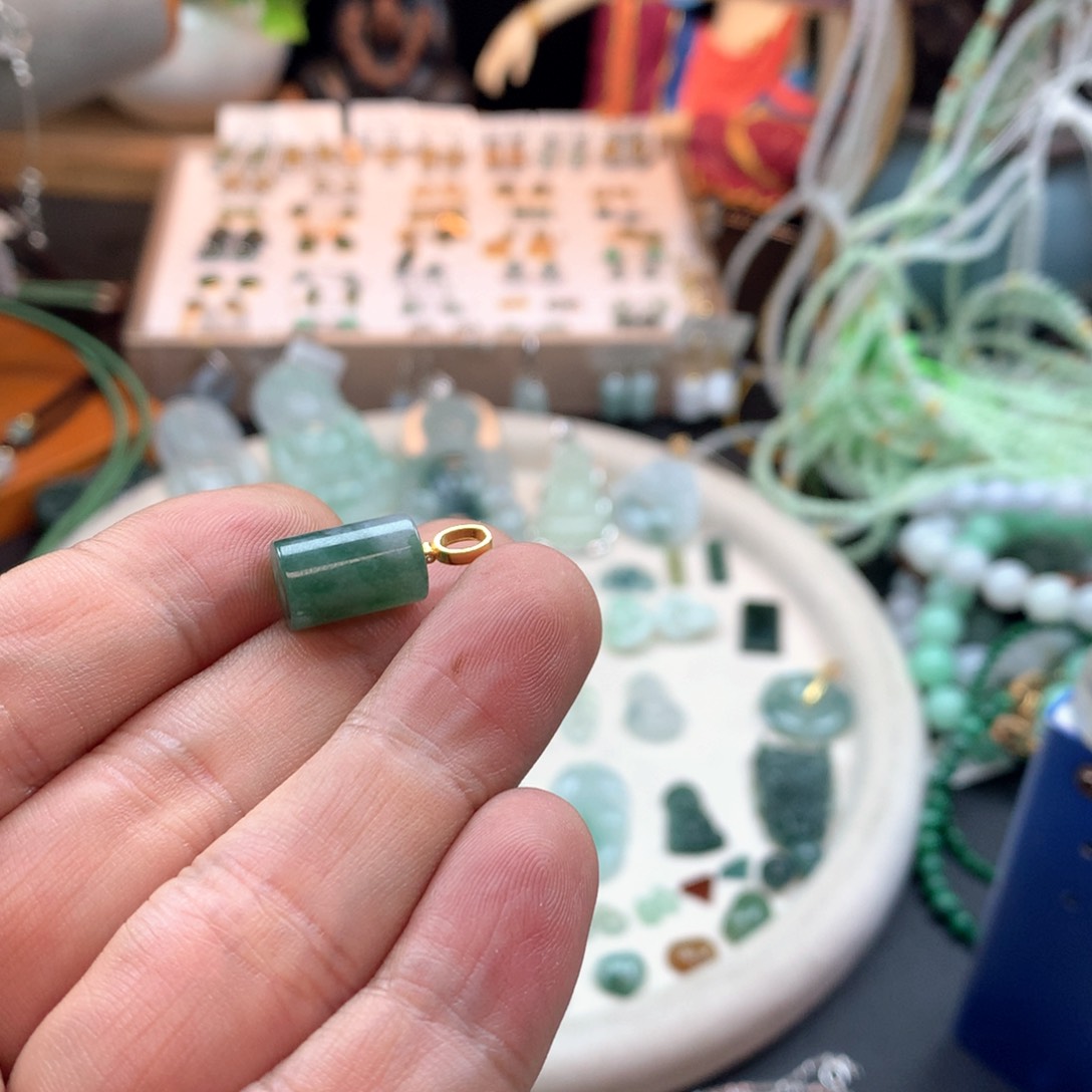 颈饰银S925镶嵌翡翠