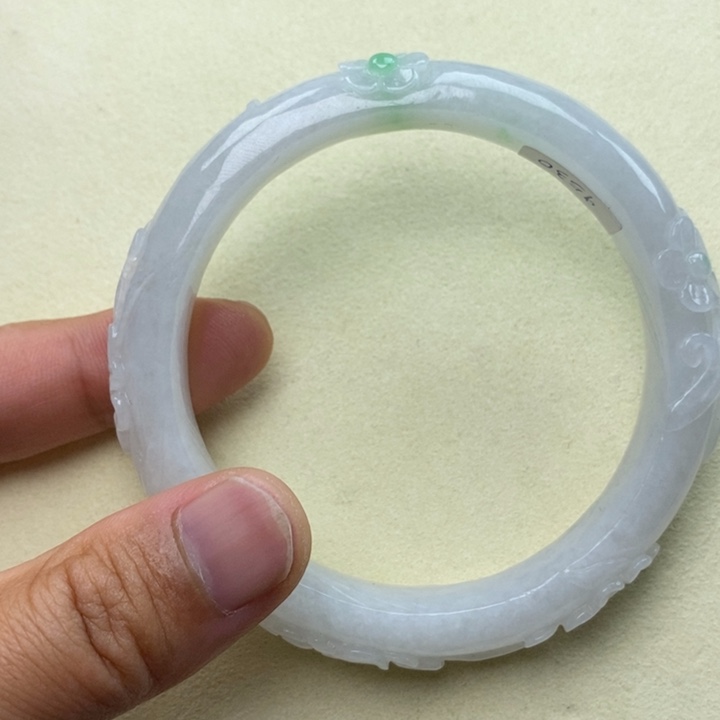 翡翠未镶嵌手镯58.9圈