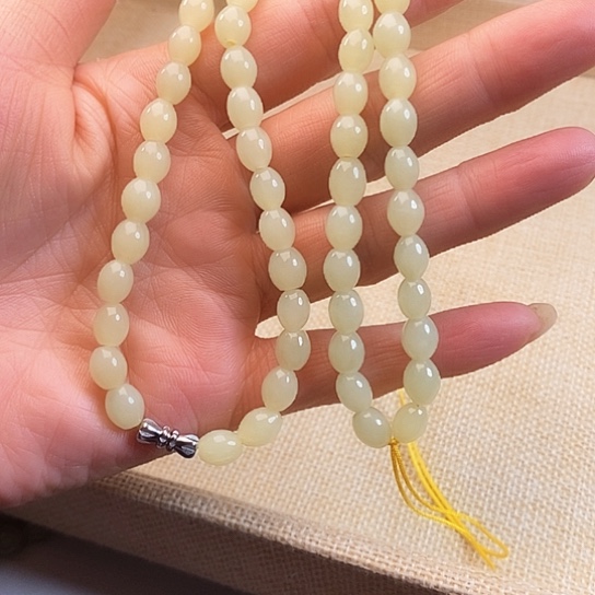 岫岩老玉（透闪石质玉）手链未镶嵌透闪石质玉岫岩黄白老玉