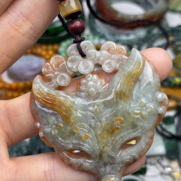 颈饰未镶嵌翡翠吊坠