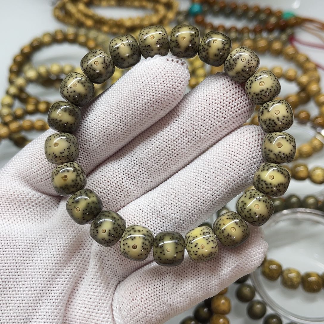 手串星月菩提凤眼留白11×10