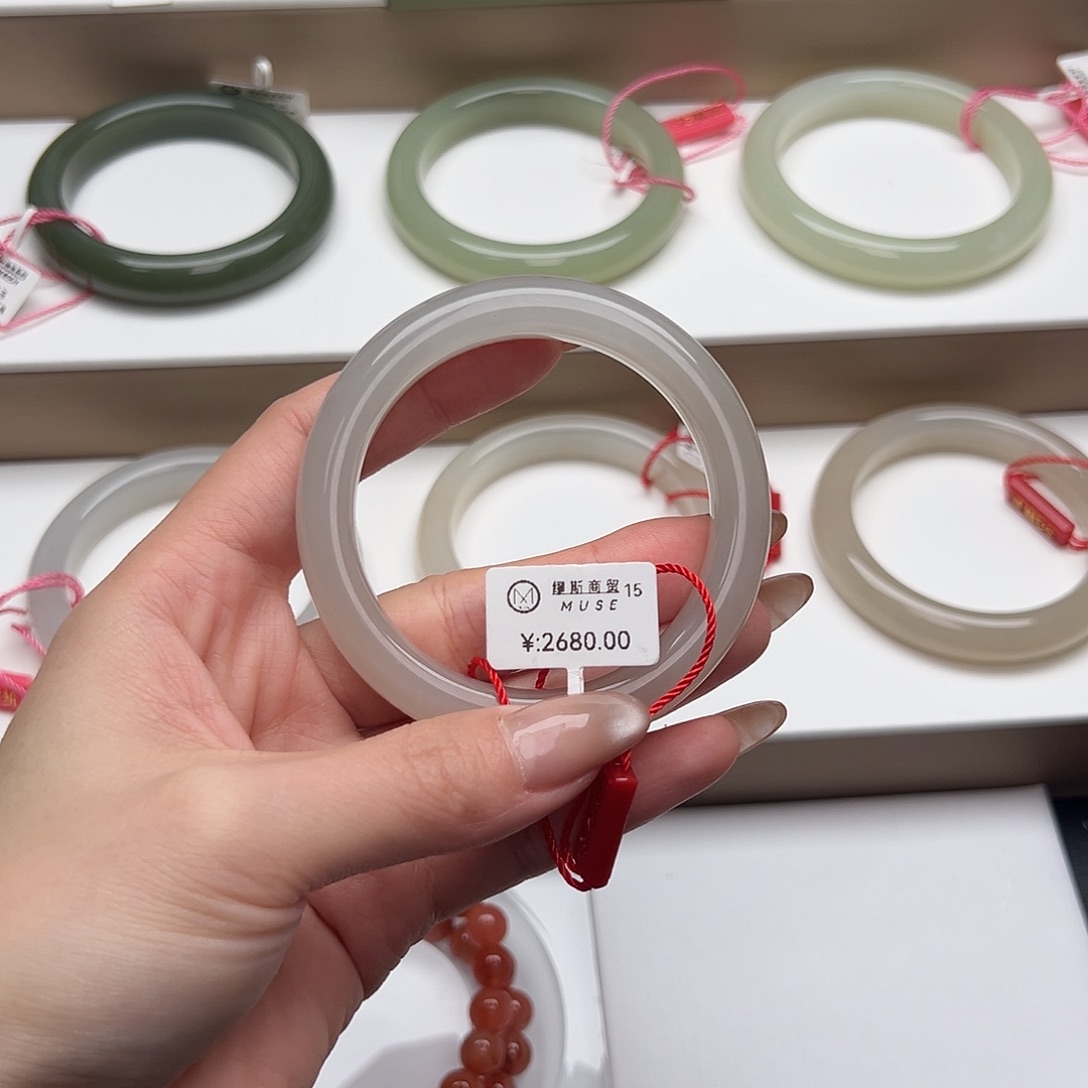 和田玉未镶嵌手镯15