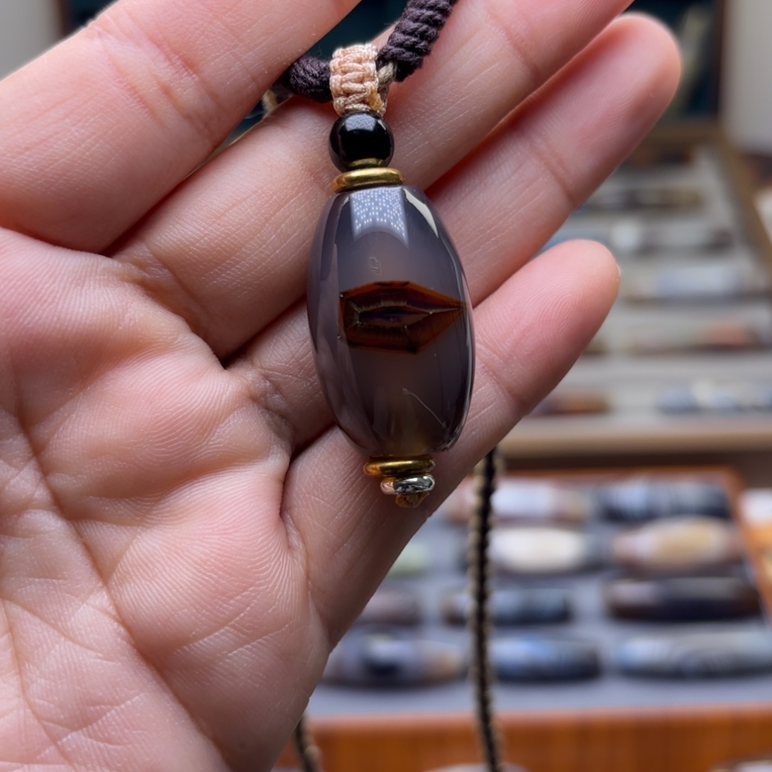 玛瑙/玉髓未镶嵌颈饰